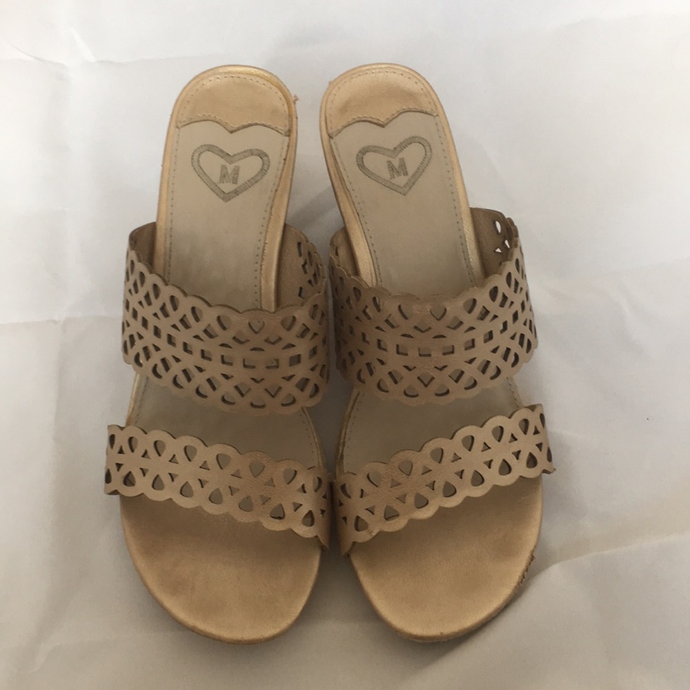 Champagne cut out wedges - Picture 2 of 6